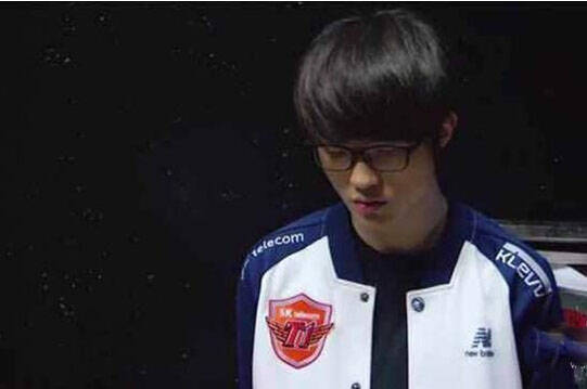 季中冠军赛将于13.8版本期间举办。届时，围绕季中冠军赛进行的最终调整也将上线