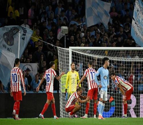 直逼后排配